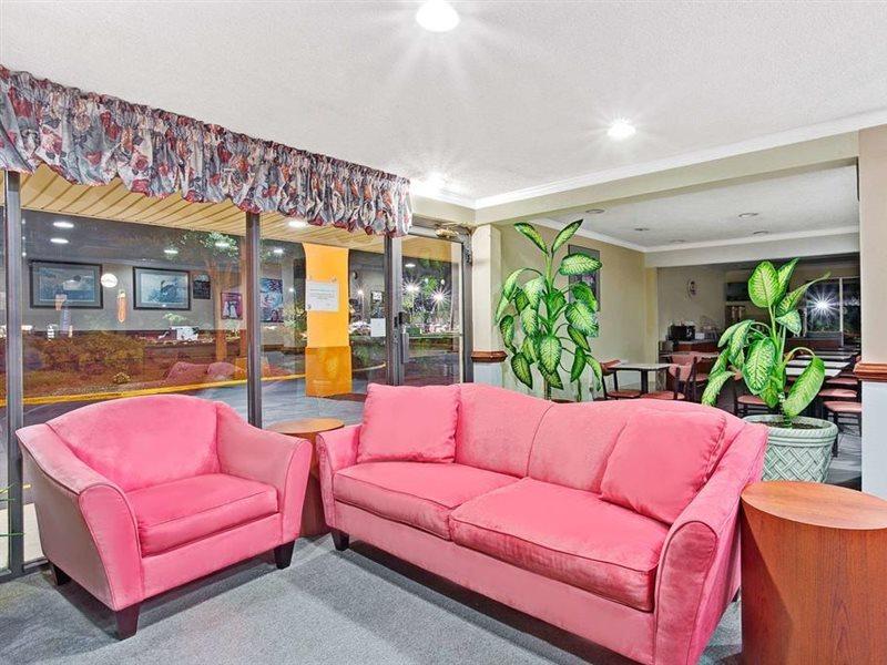 ซูเปอร์ 8 บาย วินด์แฮม วิลเลียมสเบิร์ก/ฮิสตอริก แอเรีย Hotel วิลเลียมส์เบิร์ก ภายนอก รูปภาพ